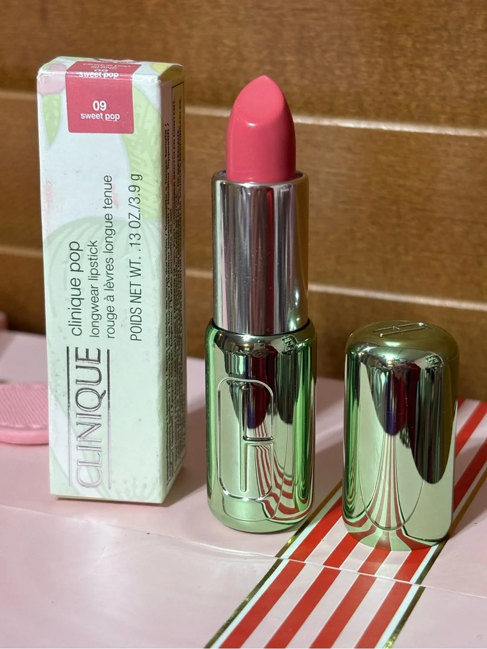Clinique Pop Longwear Lipstick - Picture 1 of 3
